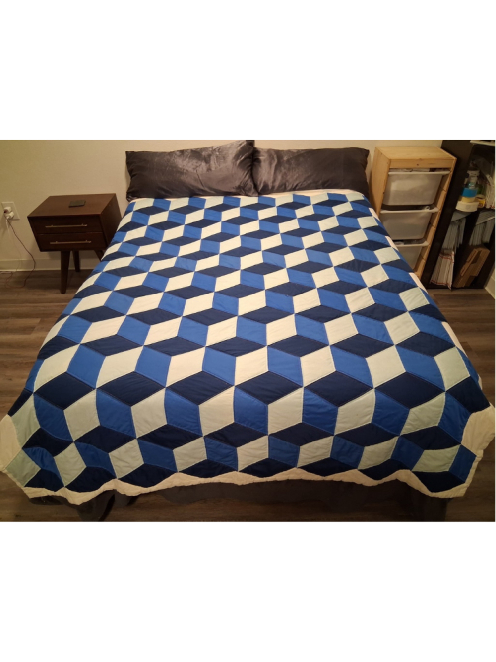 VTG Handmade Quilt Tumbling Block Pattern Cubework Optical Illusion Blue 84"x71"